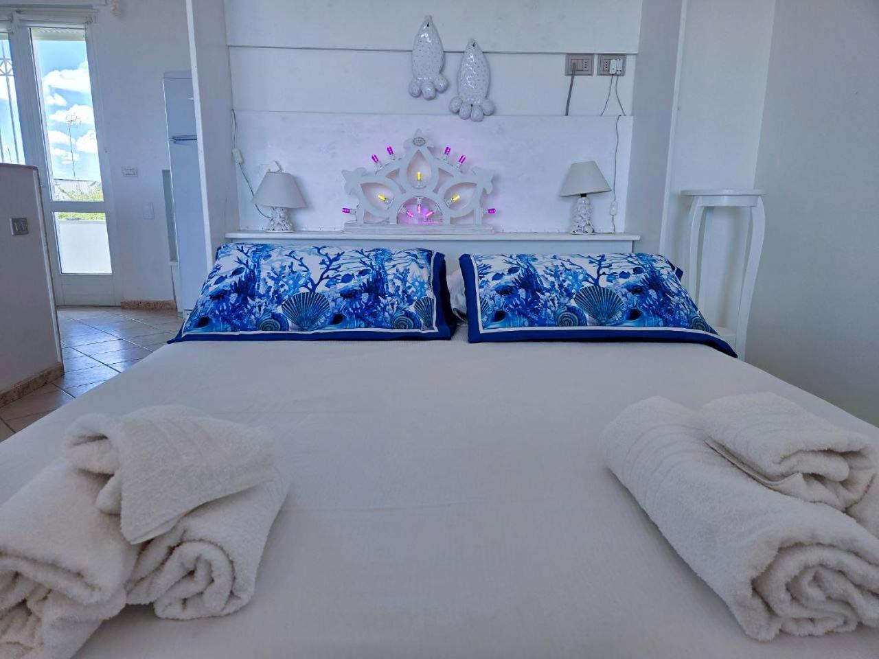 Casa Dansoda Sul Mare Torre Lapillo Rum bild
